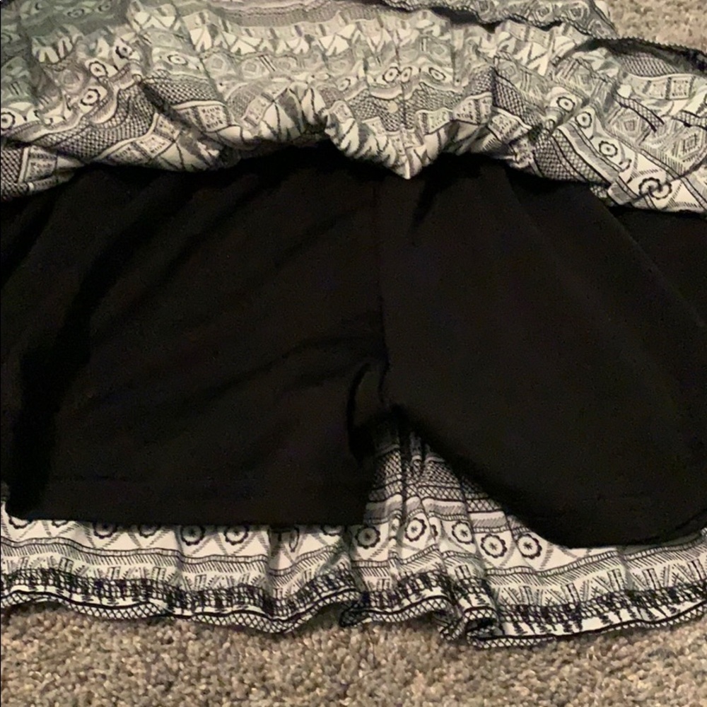 Skirt - Picture 3 of 4